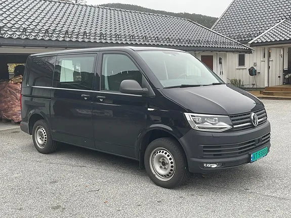 Volkswagen Transporter 2017 photo 2