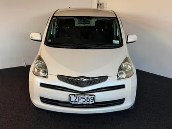 Toyota Ractis 2009 photo 3