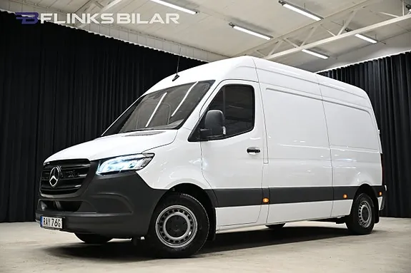 Mercedes-Benz Sprinter 211