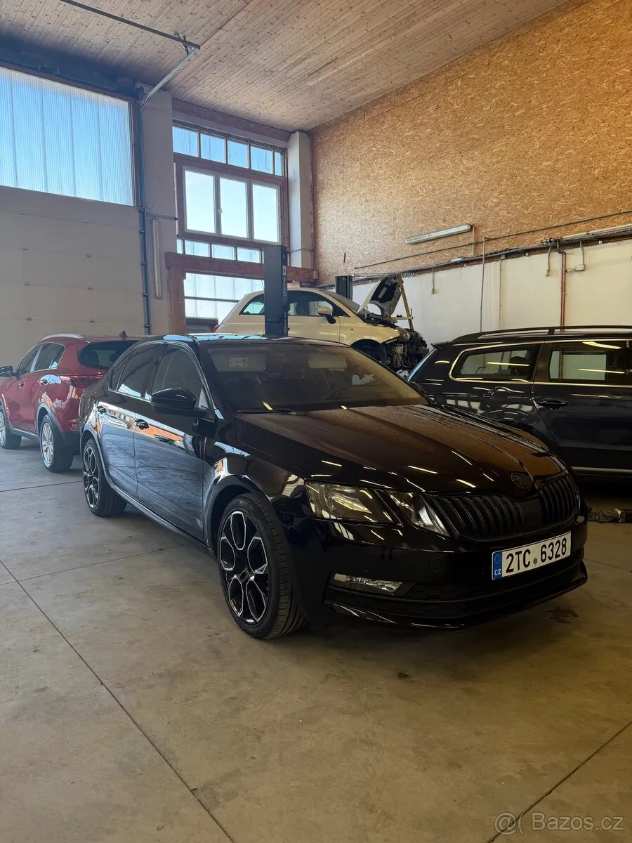 Skoda Octavia 2017 photo 2