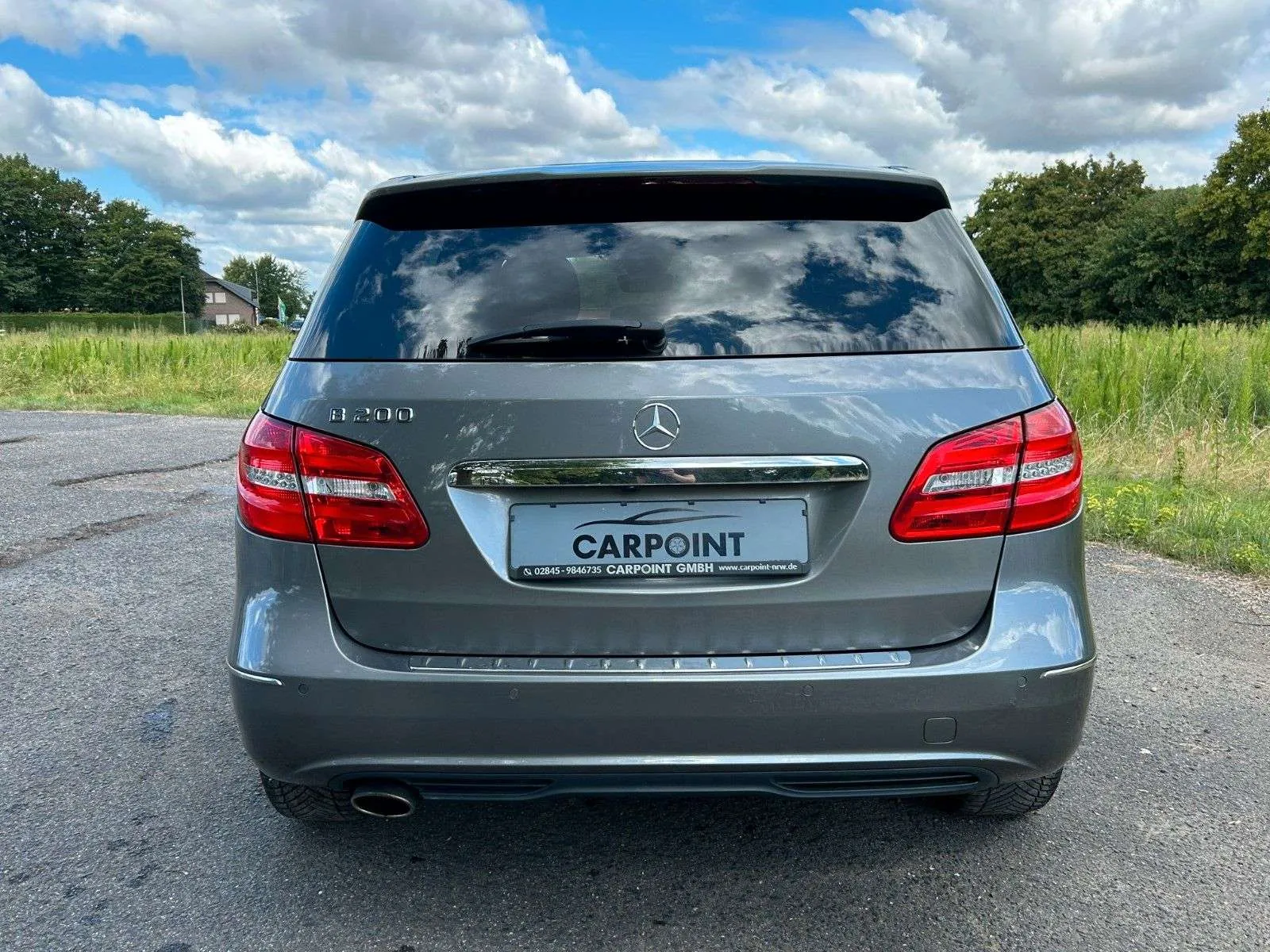 Mercedes-Benz B 200 2011 photo 4