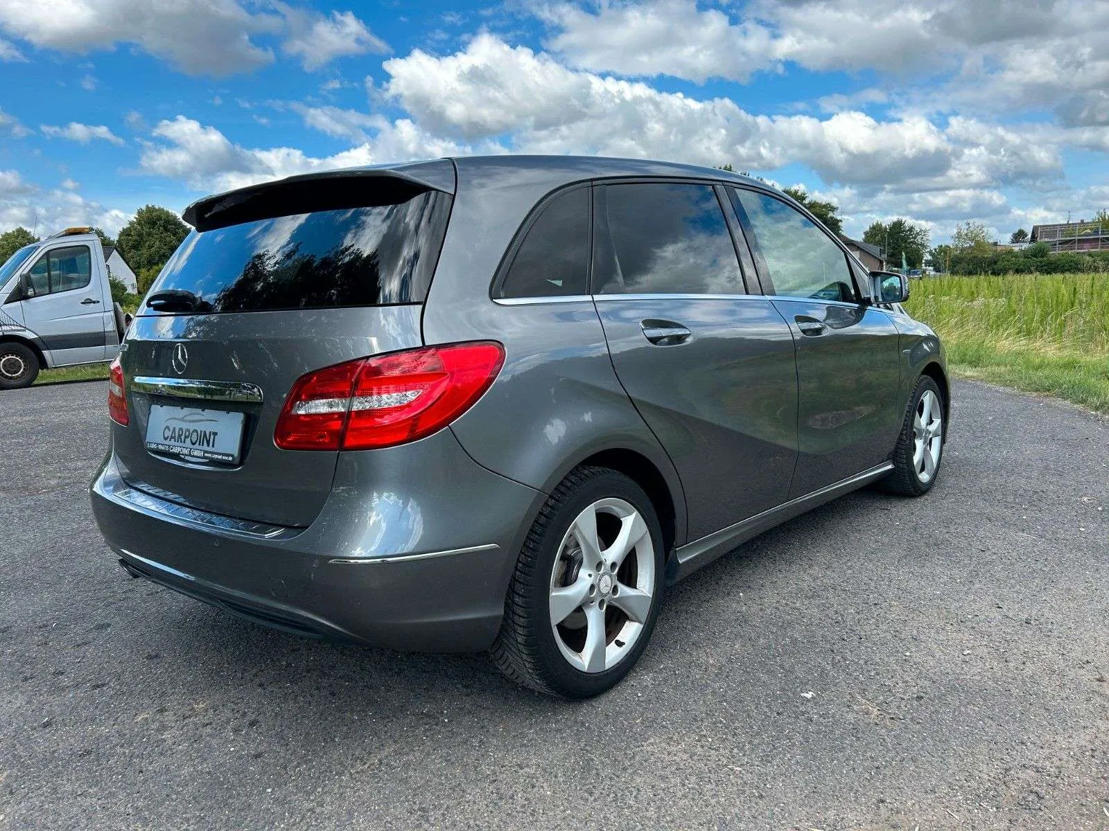 Mercedes-Benz B 200 2011 photo 5