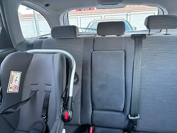 Nissan Primera 2004 photo 5