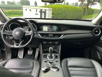 Alfa Romeo Stelvio 2021 photo 2