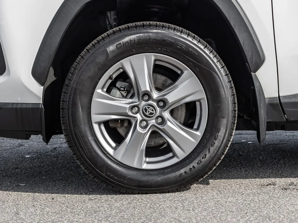 Toyota Rav4 2023 photo 5