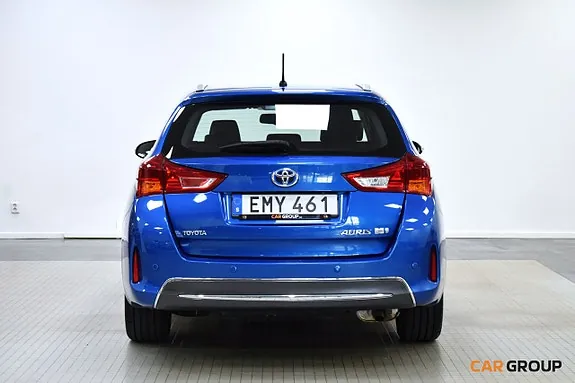 Toyota Auris 2015 photo 5