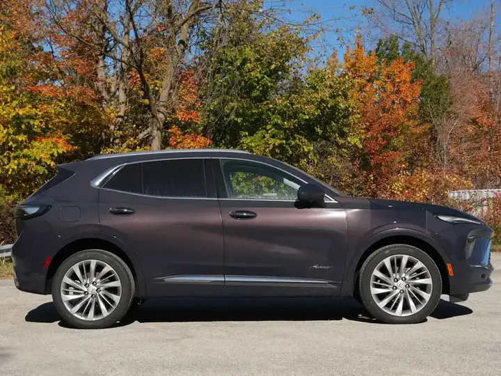 Buick Envision 2026 photo 3