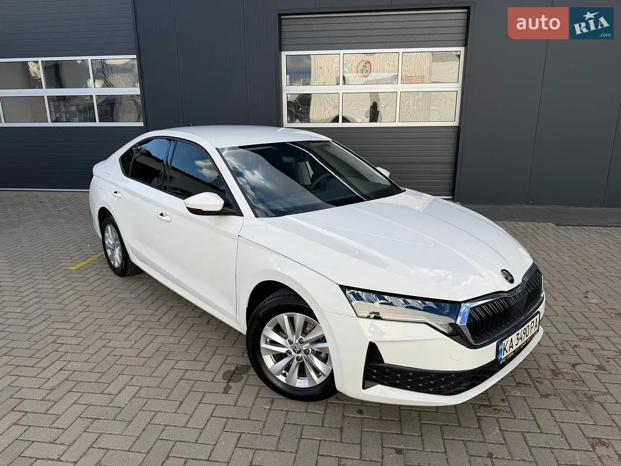 Skoda Octavia 2024 photo 4