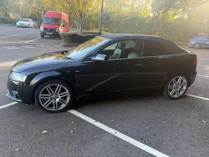 Audi A3 Cabriolet 2011 photo 5