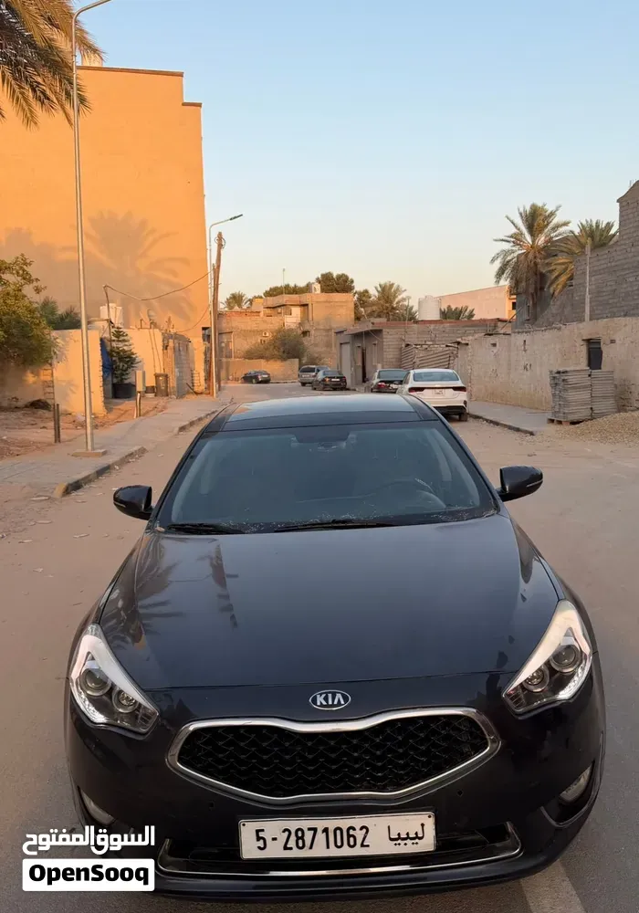 Kia K900 2015 photo 5