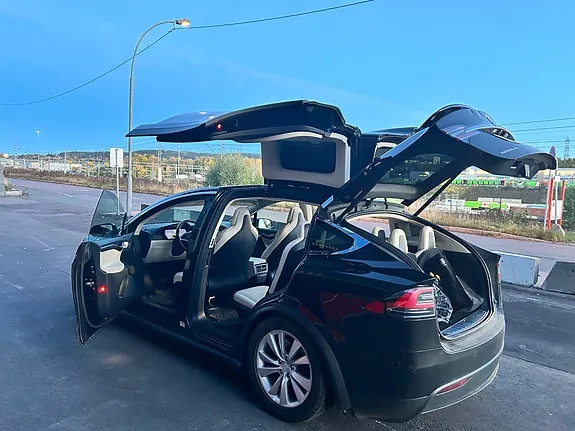 Tesla Model X 2018 photo 5