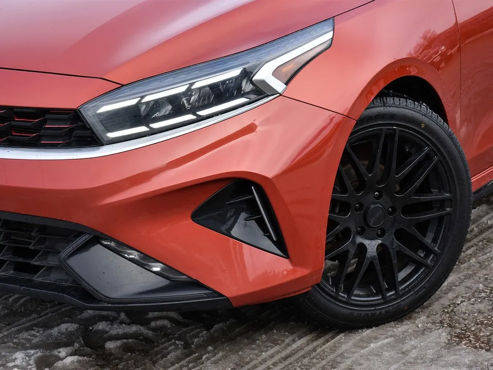 Kia Forte 2023 photo 2