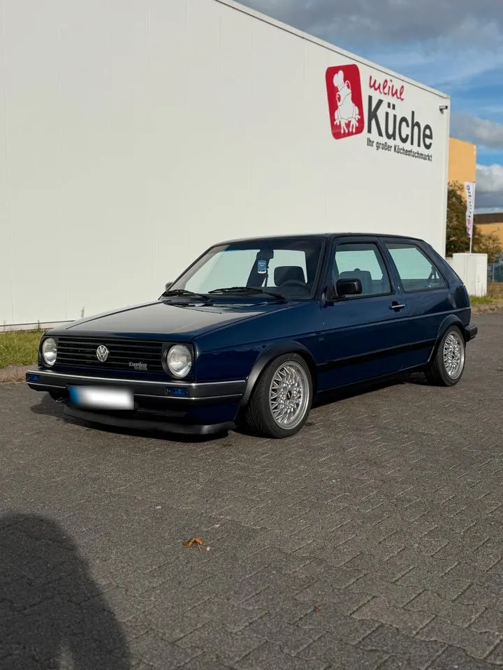 Volkswagen Golf 2