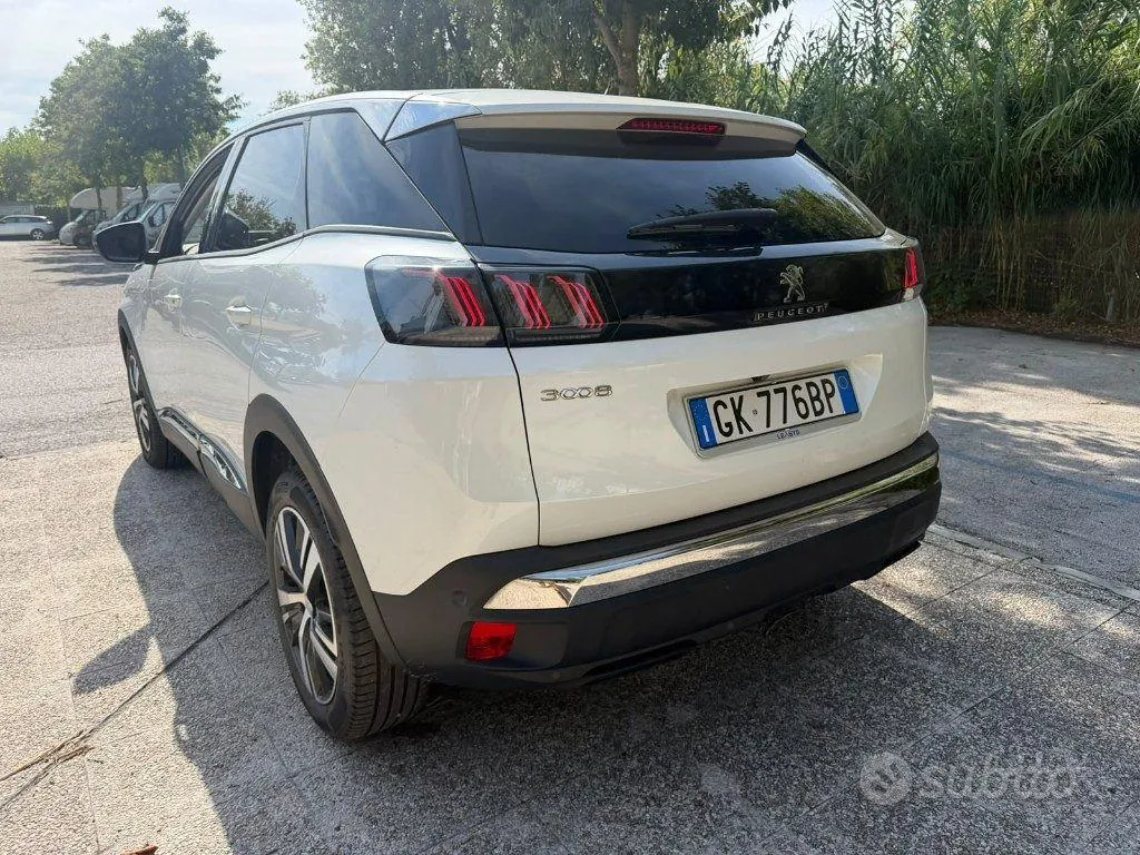 Peugeot 3008 2022 photo 4
