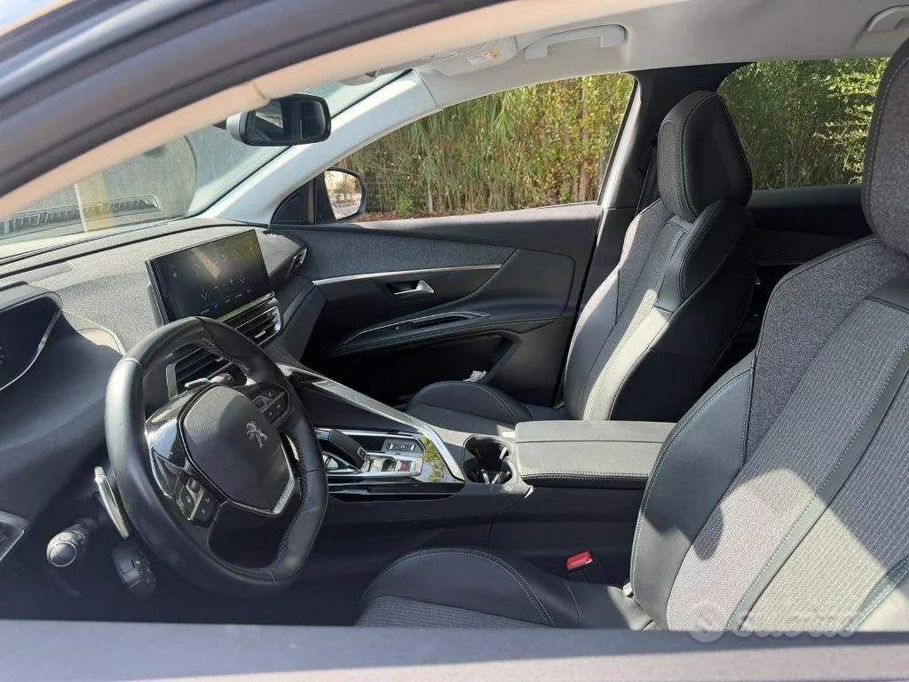 Peugeot 3008 2022 photo 5