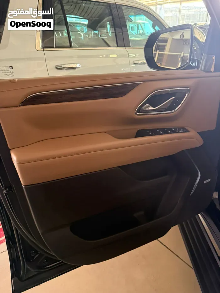Chevrolet Tahoe 2023 photo 3