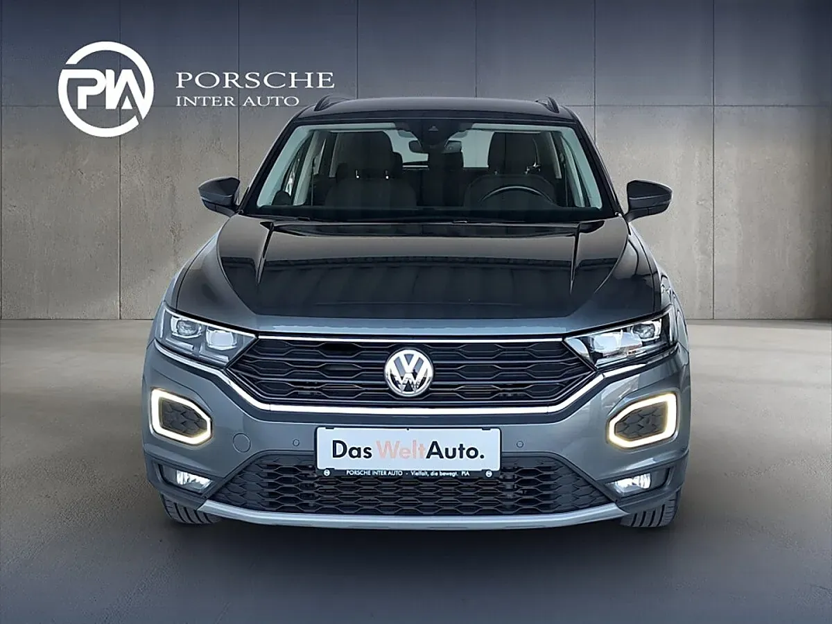 Volkswagen T-Roc 2019 photo 2