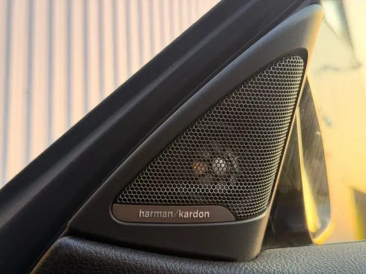 BMW M4 2020 photo 4