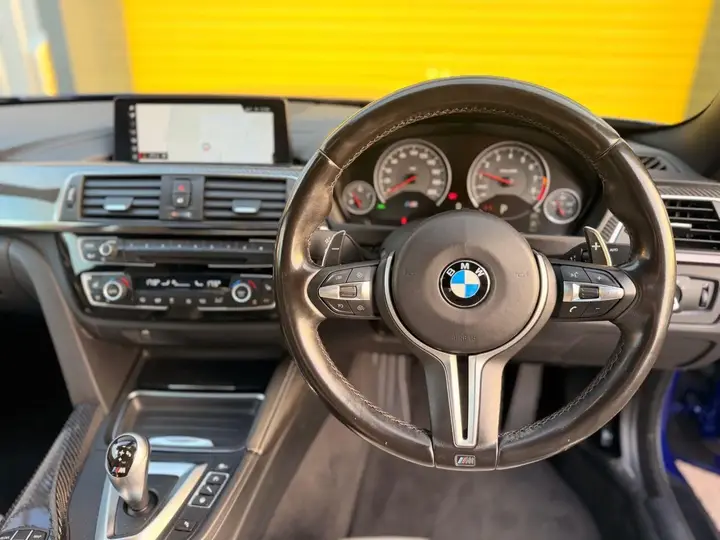 BMW M4 2020 photo 2