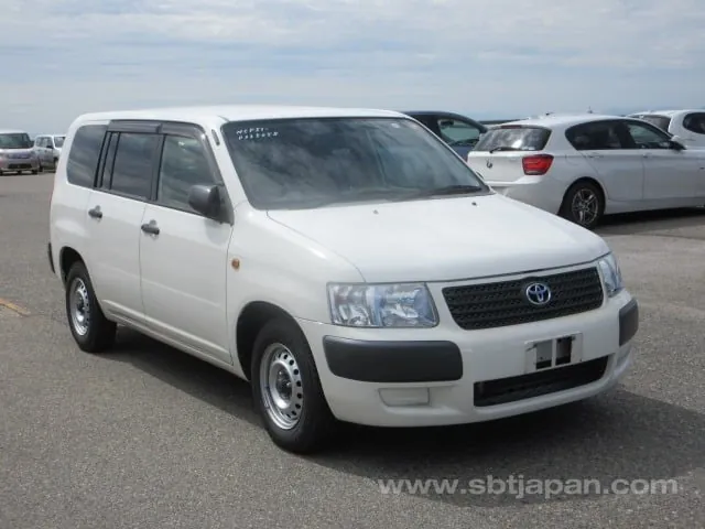 Toyota Succeed Van