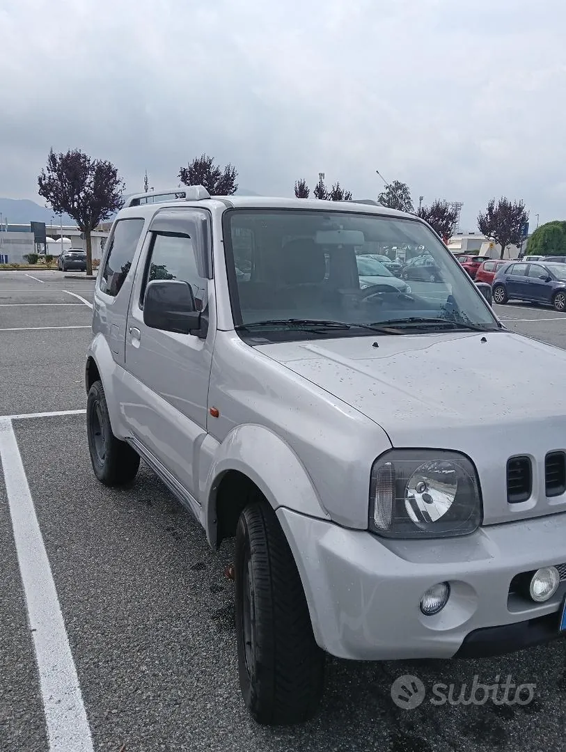 Suzuki Jimny 2005 photo 4