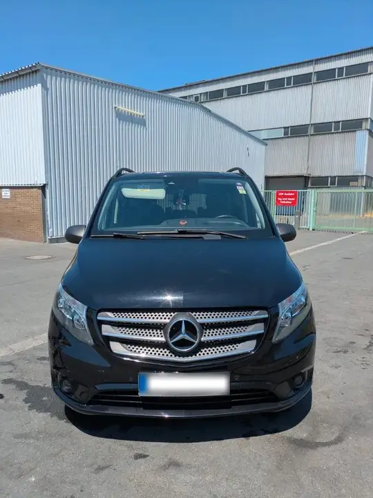 Mercedes-Benz V-Class
