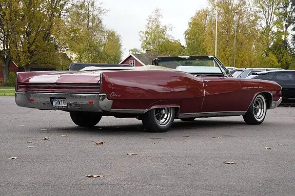 Buick Electra 225 1967 photo 2