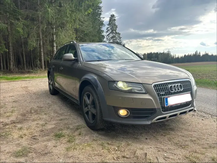 Audi A4 Allroad 2011 photo 3