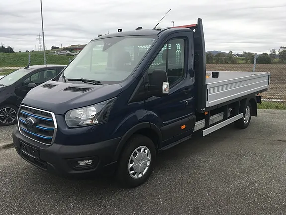 Ford E-Transit 390 L4 Van