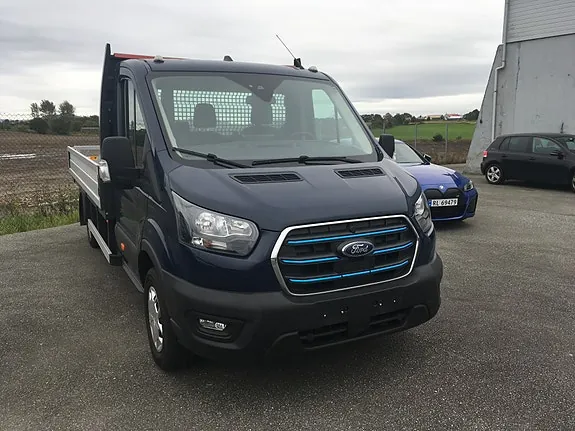 Ford E-Transit 390 L4 Van 2024 photo 3