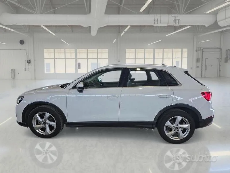 Audi Q3 2023 photo 5