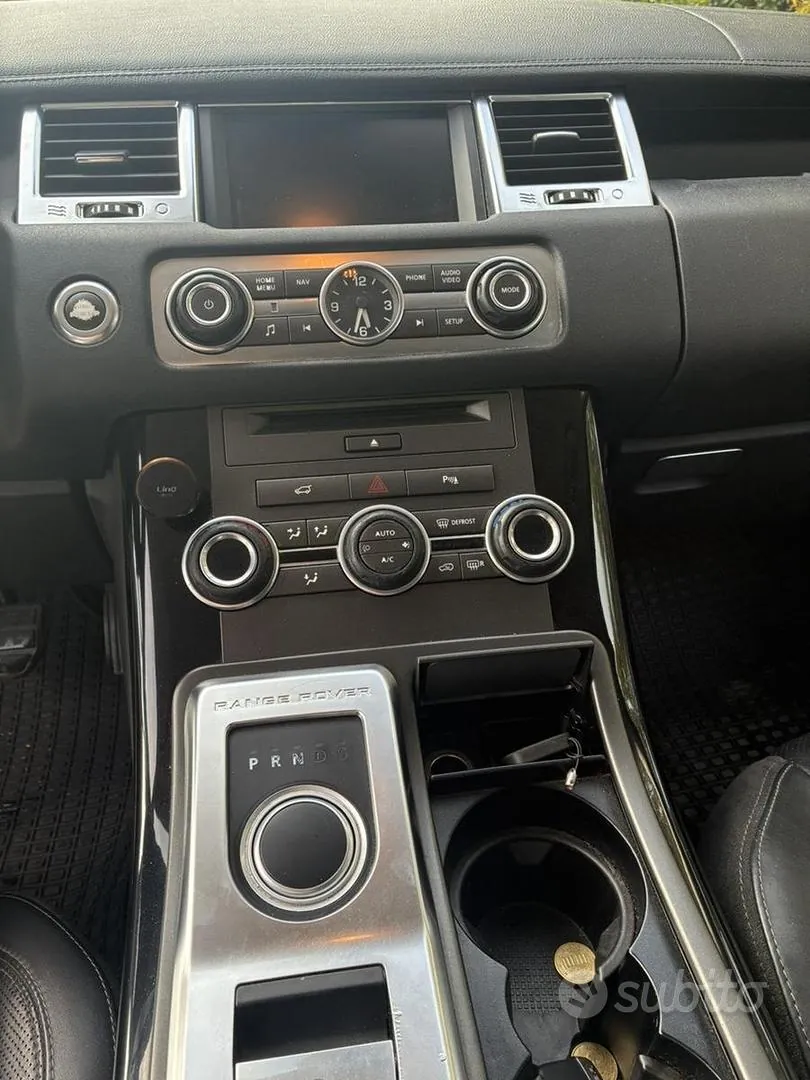 Land Rover Range Rover Sport 2013 photo 5