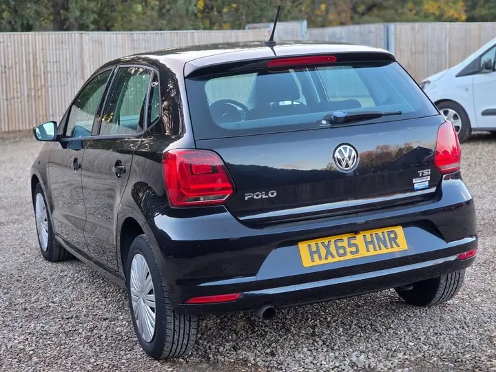 Volkswagen Polo 2015 photo 4