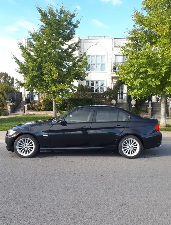 BMW 328I