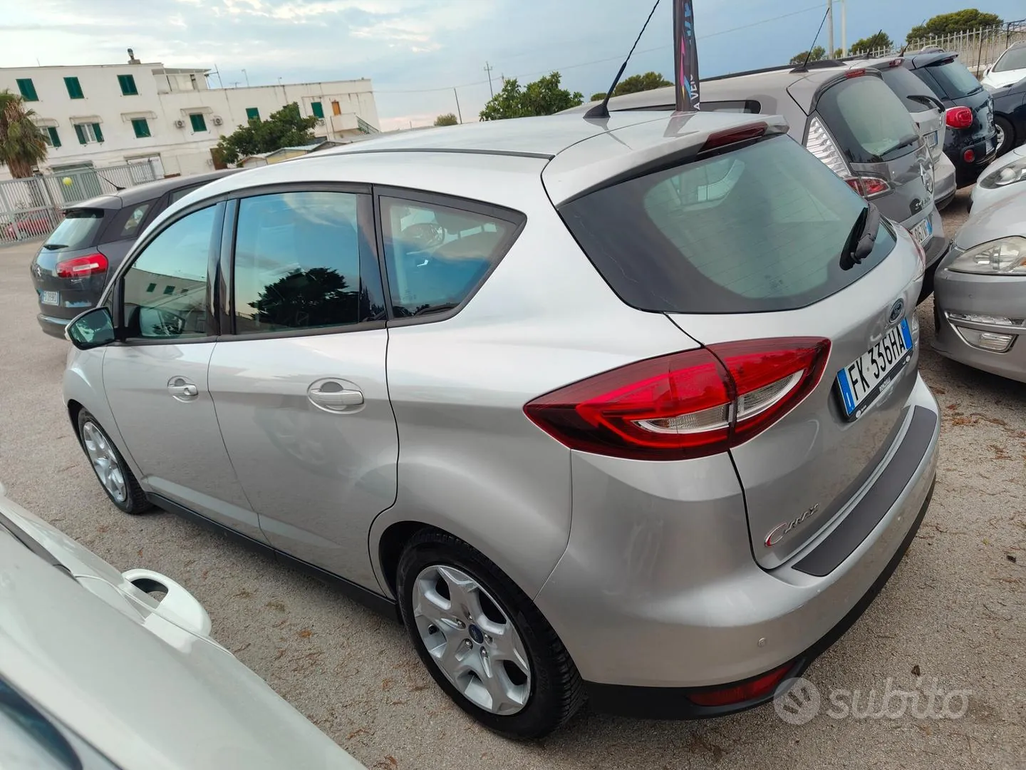 Ford C-Max 2017 photo 3