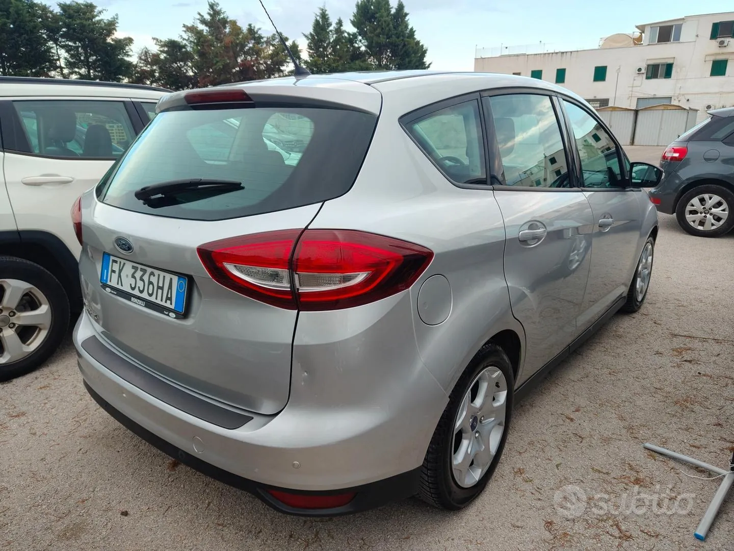 Ford C-Max 2017 photo 4