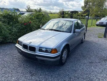 BMW 318 E36