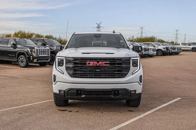GMC Sierra 1500 2026 photo 2