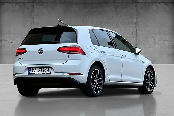 Volkswagen Golf 2019 photo 3