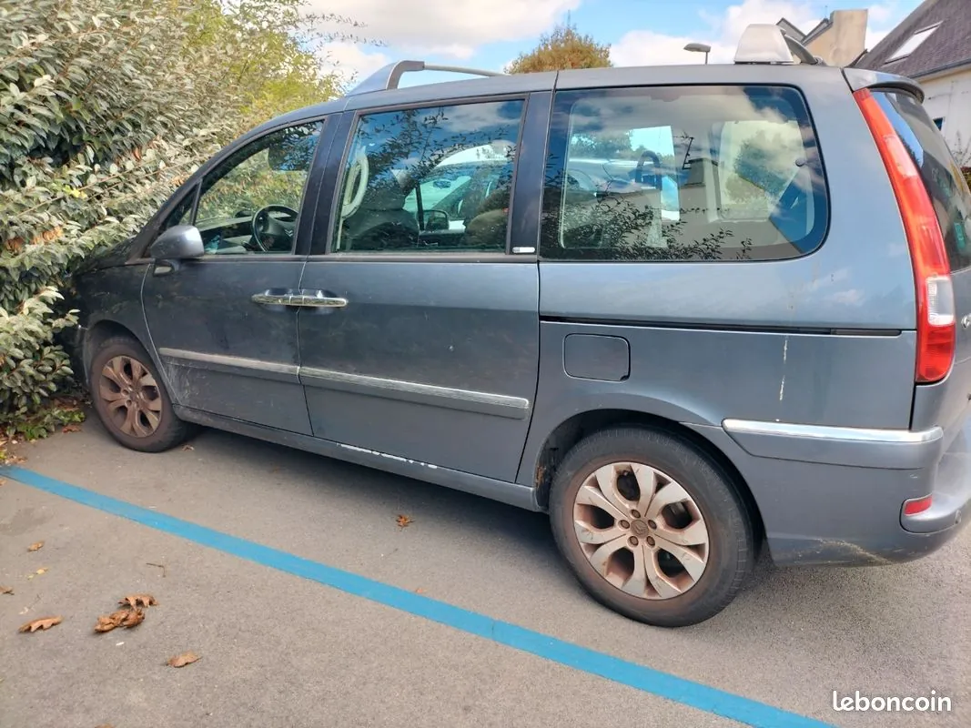 Citroen C8 2008 photo 2