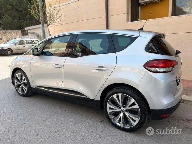 Renault Scenic 2017 photo 5