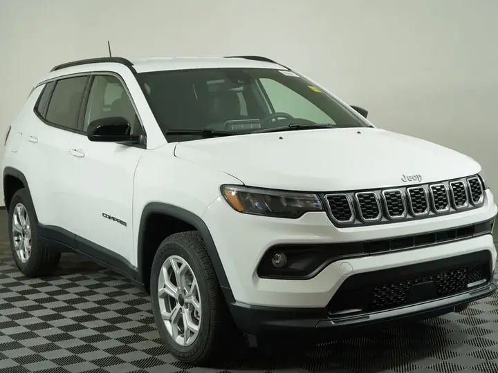 Jeep Compass 2026 photo 4