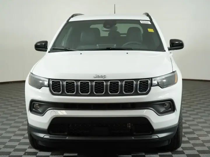 Jeep Compass 2026 photo 3