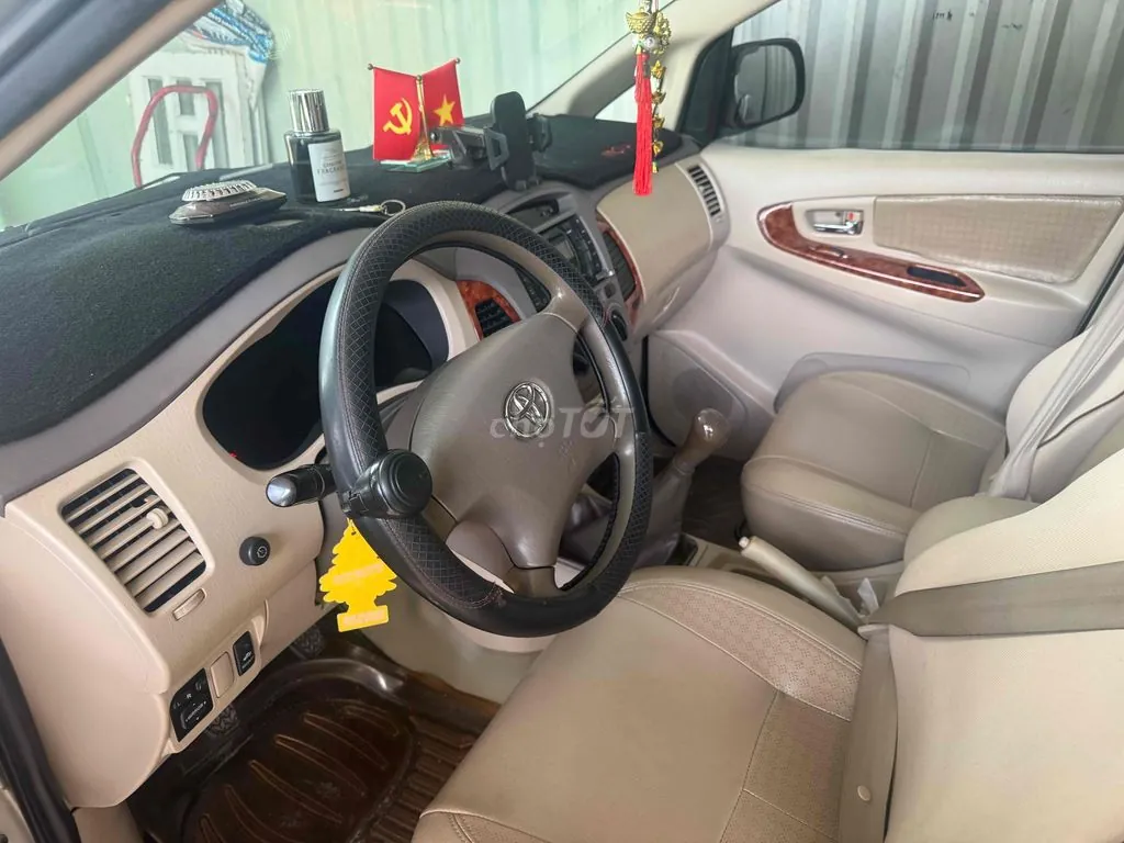 Toyota Innova 2007 photo 3