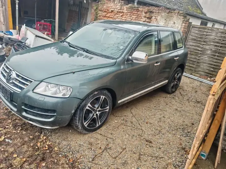 Volkswagen Touareg 2004 photo 2
