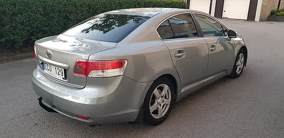 Toyota Avensis 2009 photo 4
