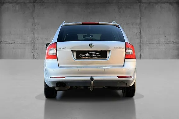 Skoda Octavia 2013 photo 5