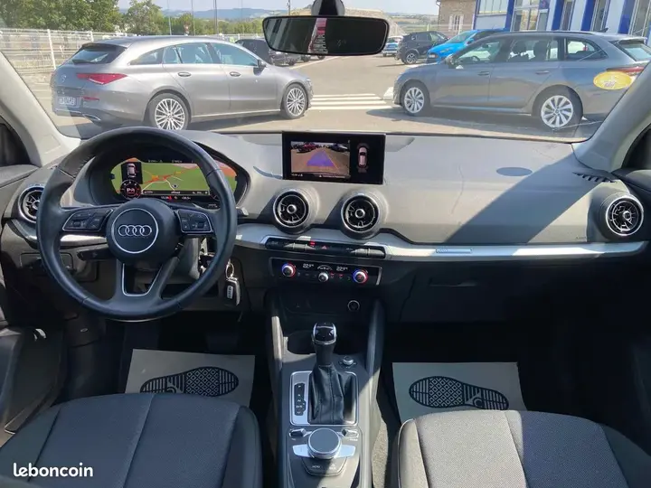 Audi Q2 2023 photo 2