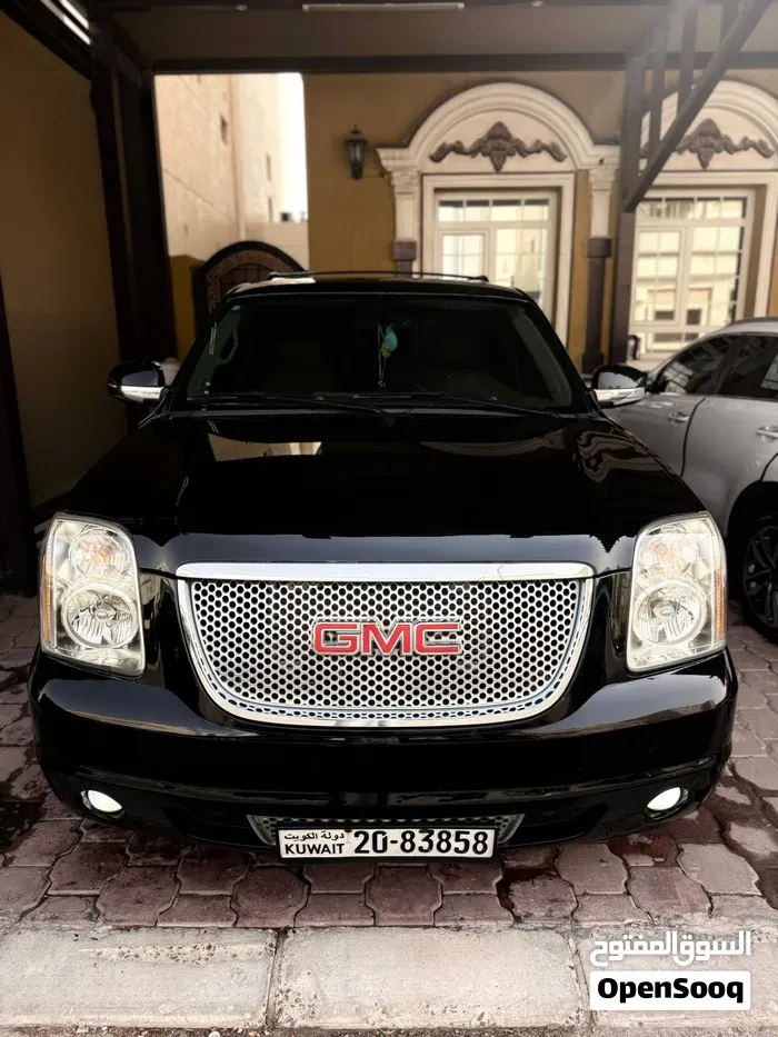 GMC Yukon Denali