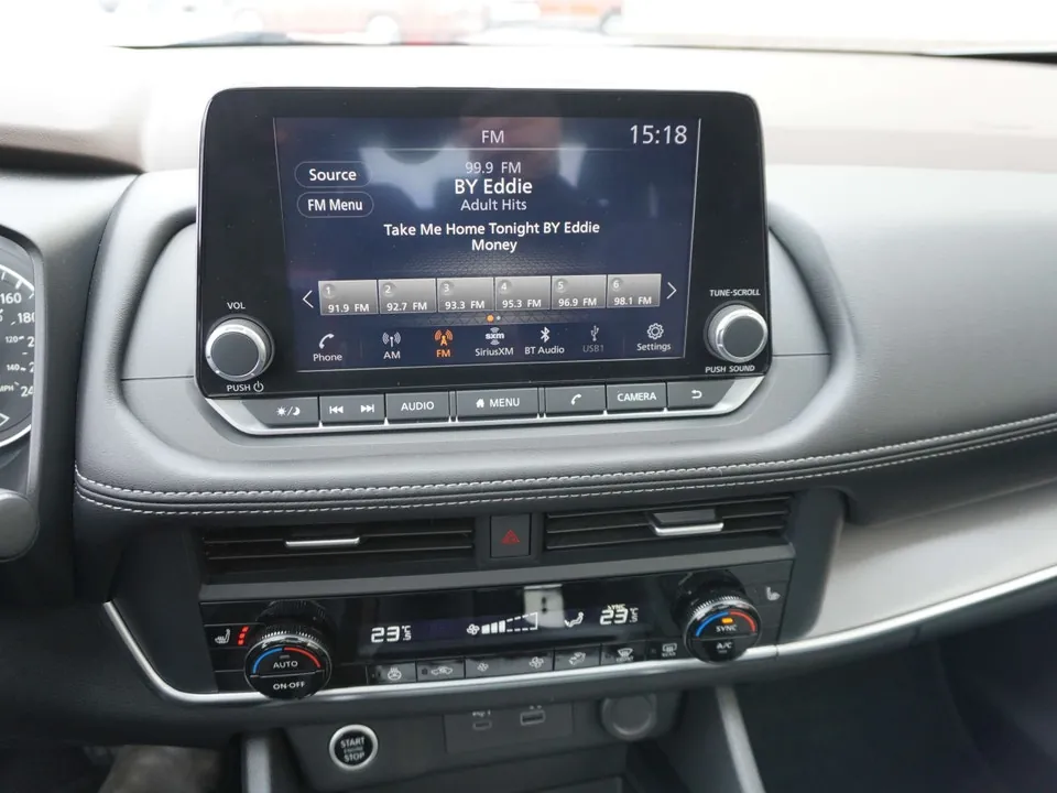 Nissan Rogue 2023 photo 2
